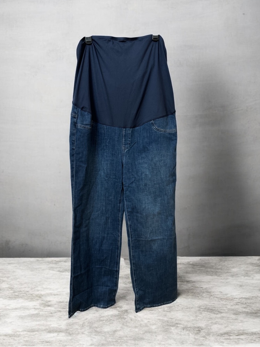 J. Crew women’s over Belly Maternity Straight Leg Jeans medium wash Size 33